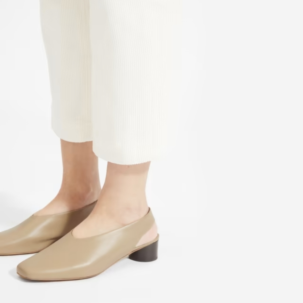 EVERLANE The Square Toe Slingback